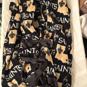 New Orleans Saints Fleece Blanket with Ribbon Ties - Black & Gold Hand Made